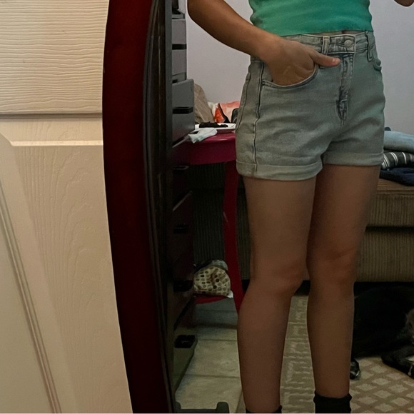 Highest Rise Mom Jean Shorts - Picture 1 of 7